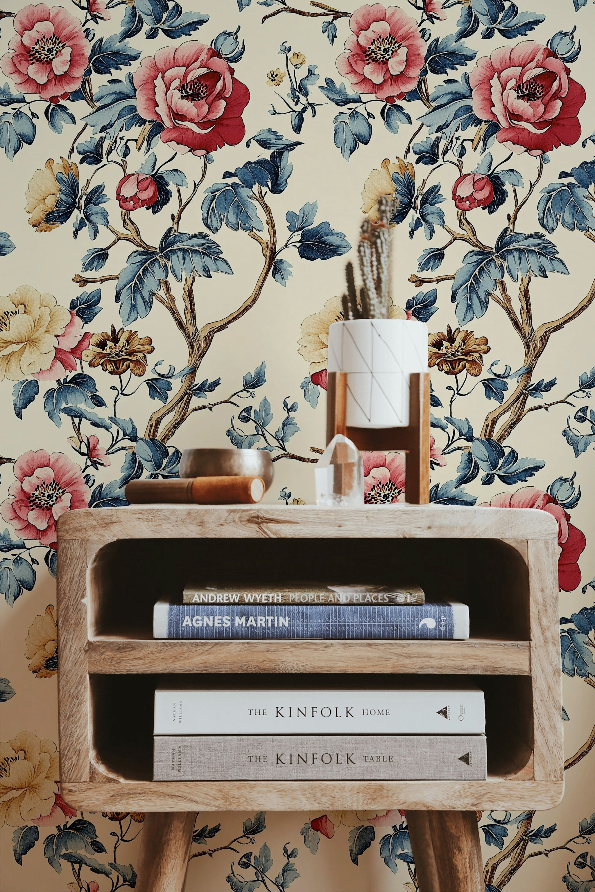 Cream and Pink Large Rose Floral Wallpaper
