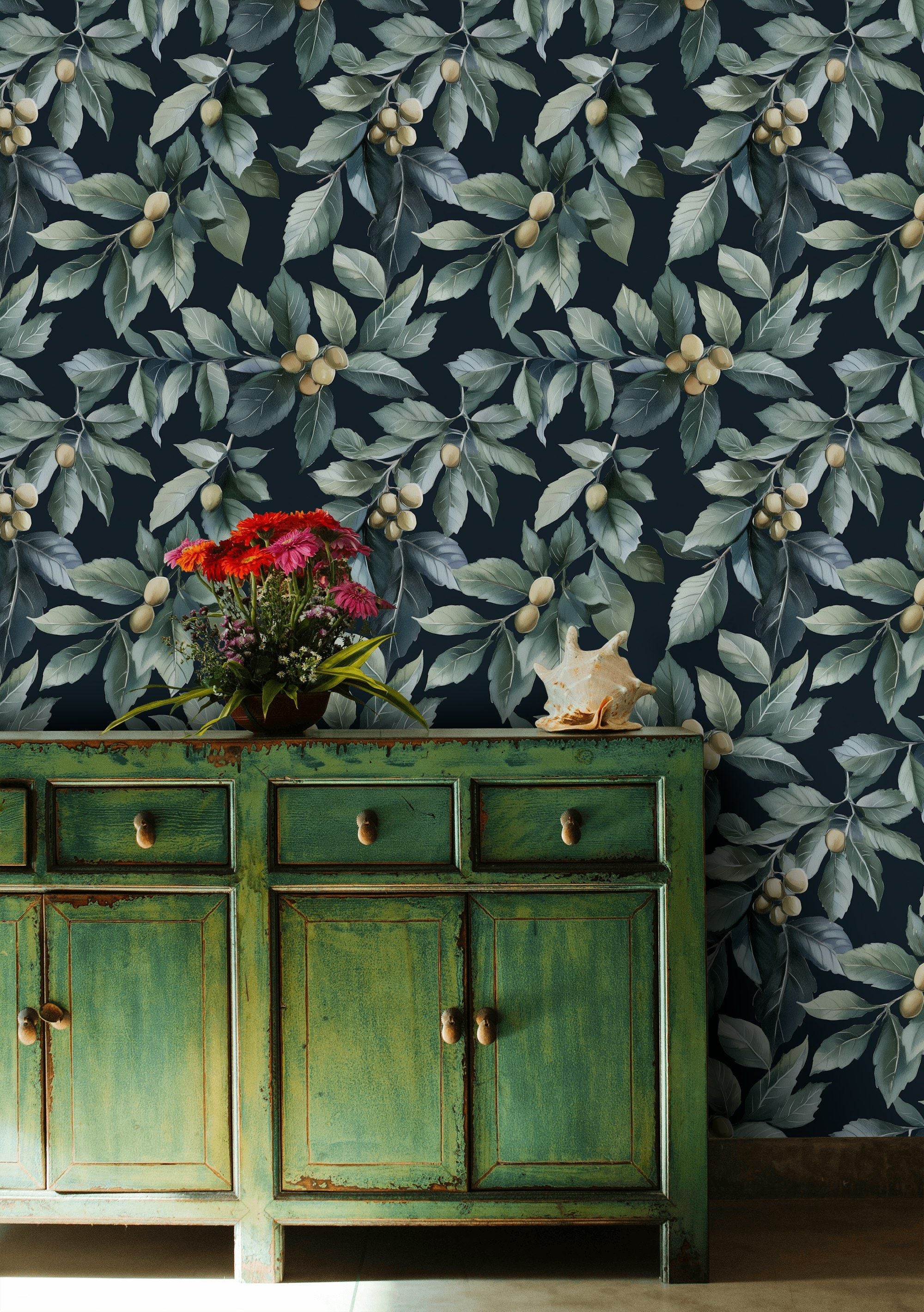 Midnight Green Leaf Botanical Wallpaper