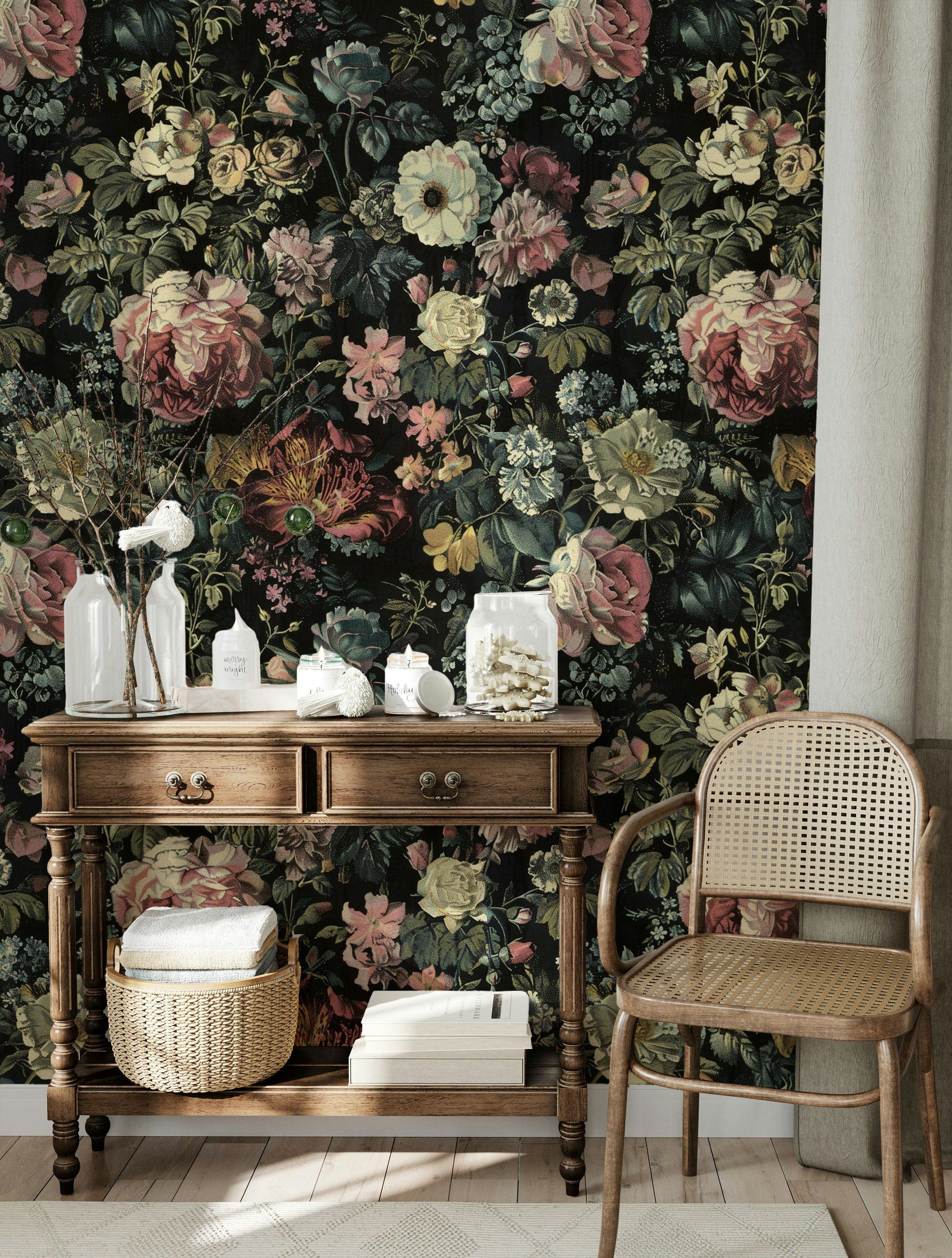 Vintage Dark Floral Bouquet Wallpaper