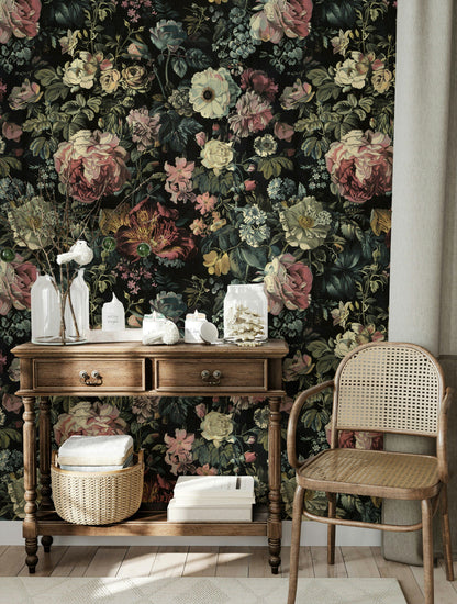 Vintage Dark Floral Bouquet Wallpaper