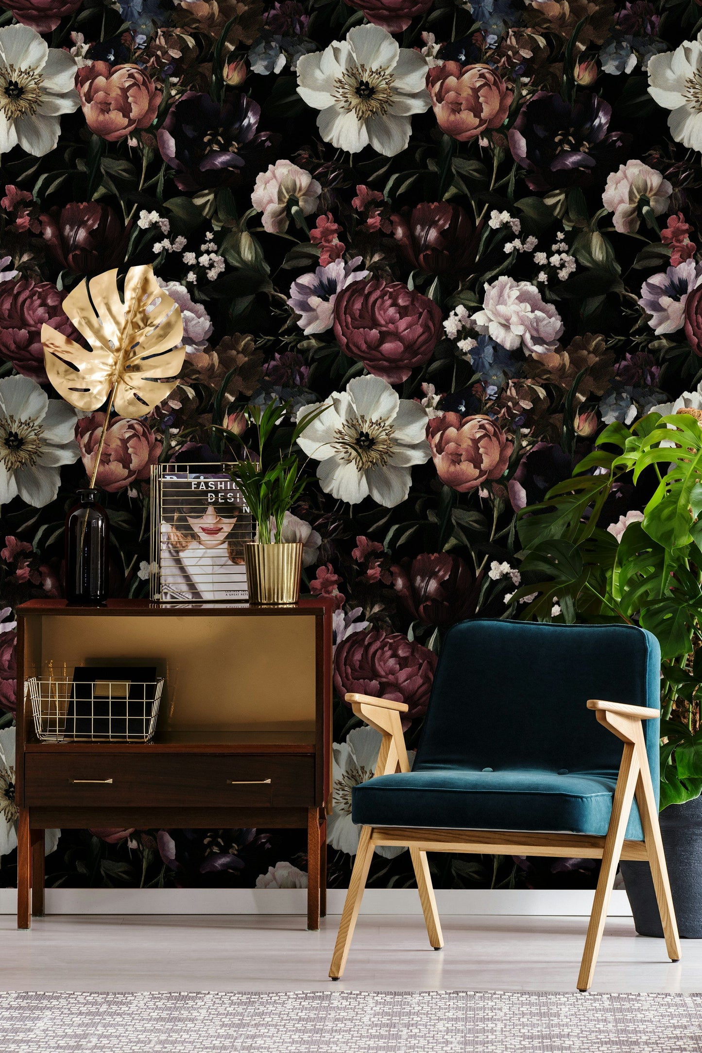 Vintage Floral Wallpaper  Dark Tones Romantic Flower Pattern