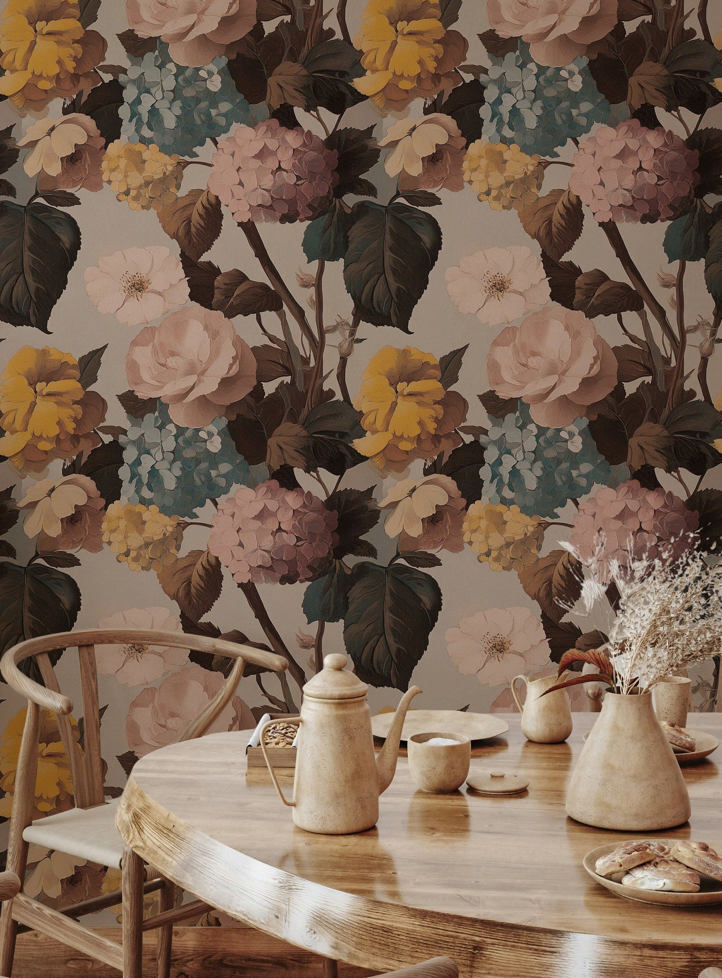 Soft Vintage Inspired Floral Wallpaper Classic Pink Flower