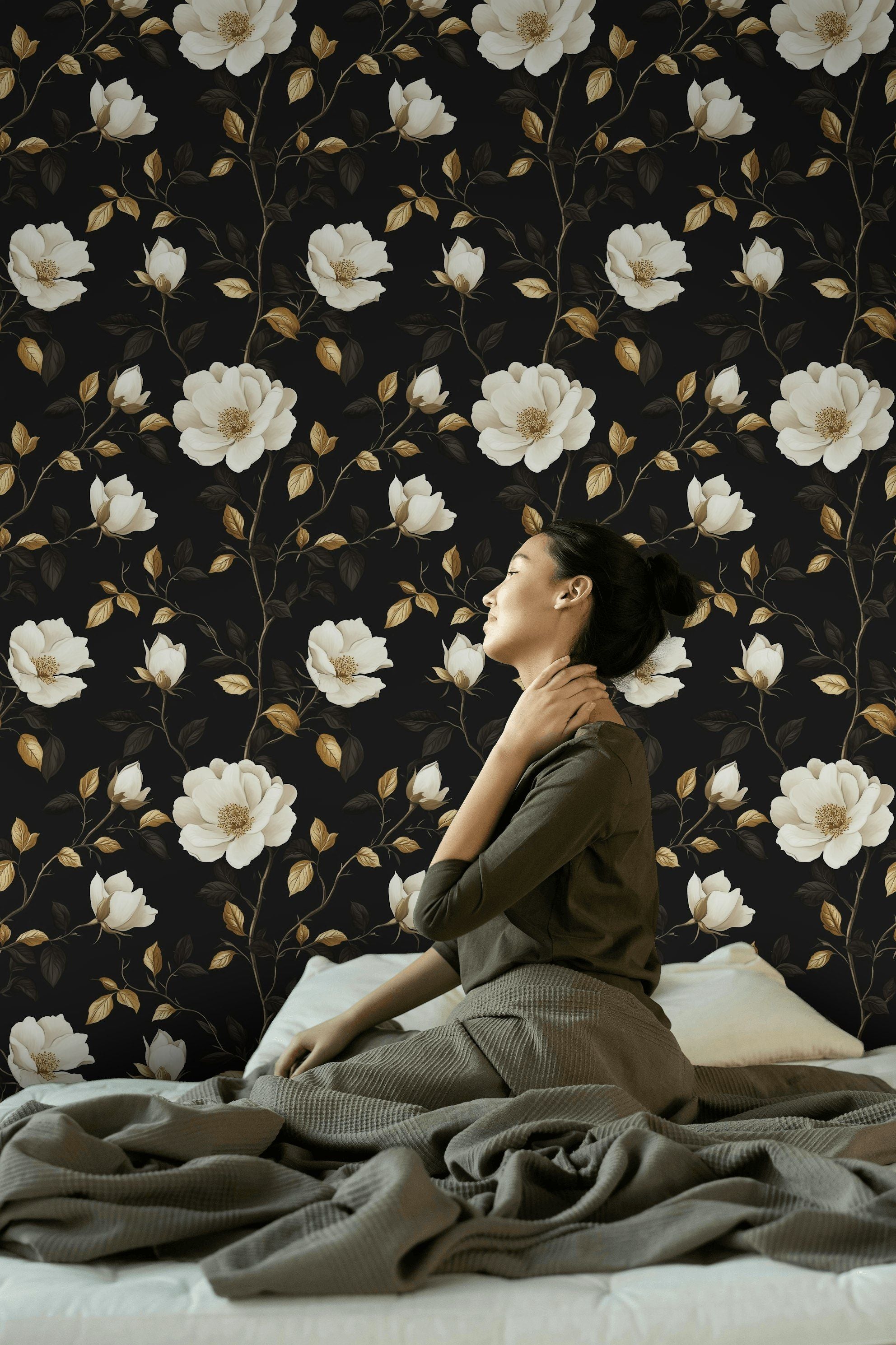 Black and Cream Large Magnolia Floral Wallpaper