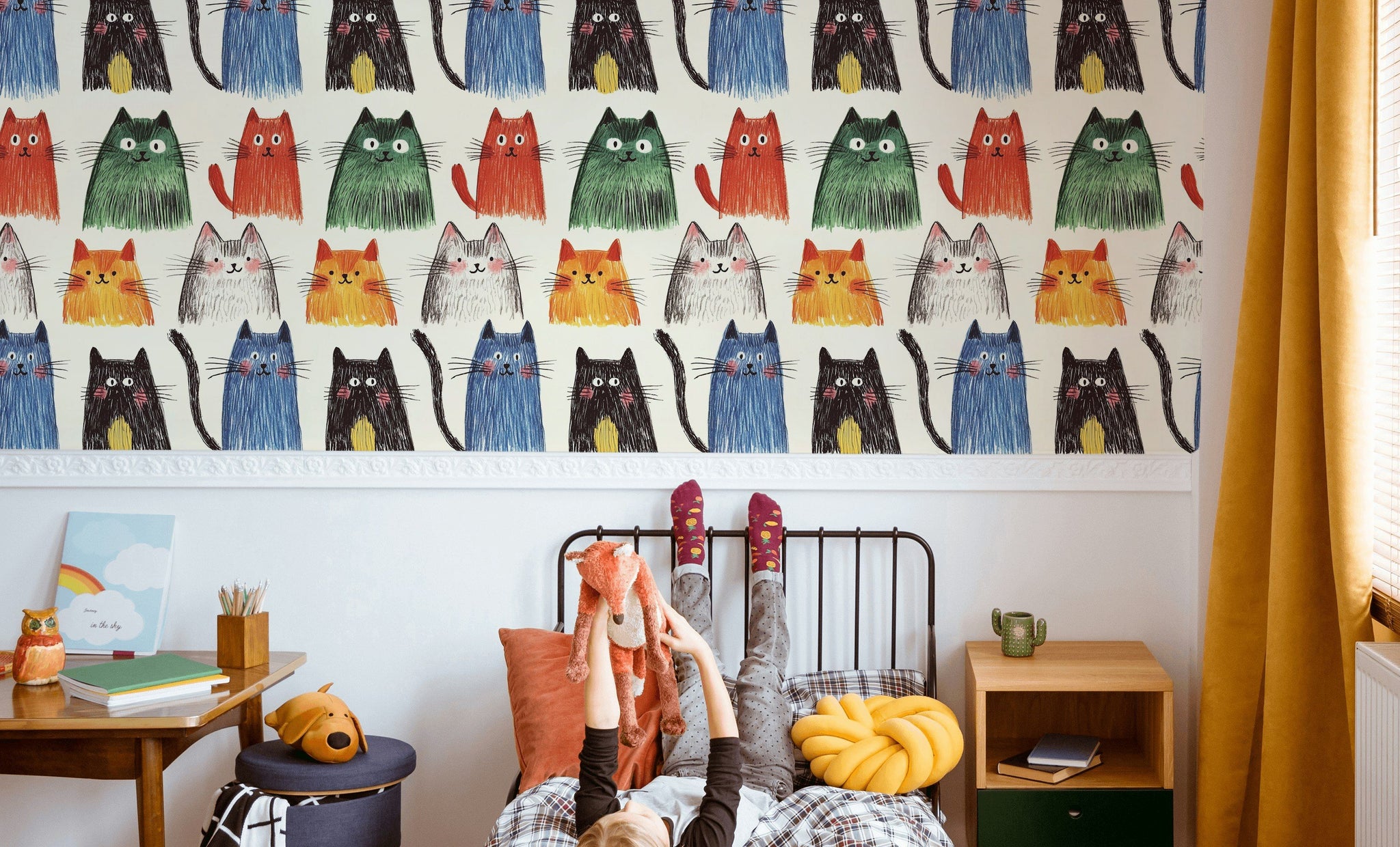 Cream Multicolor Playful Cat Pattern Wallpaper