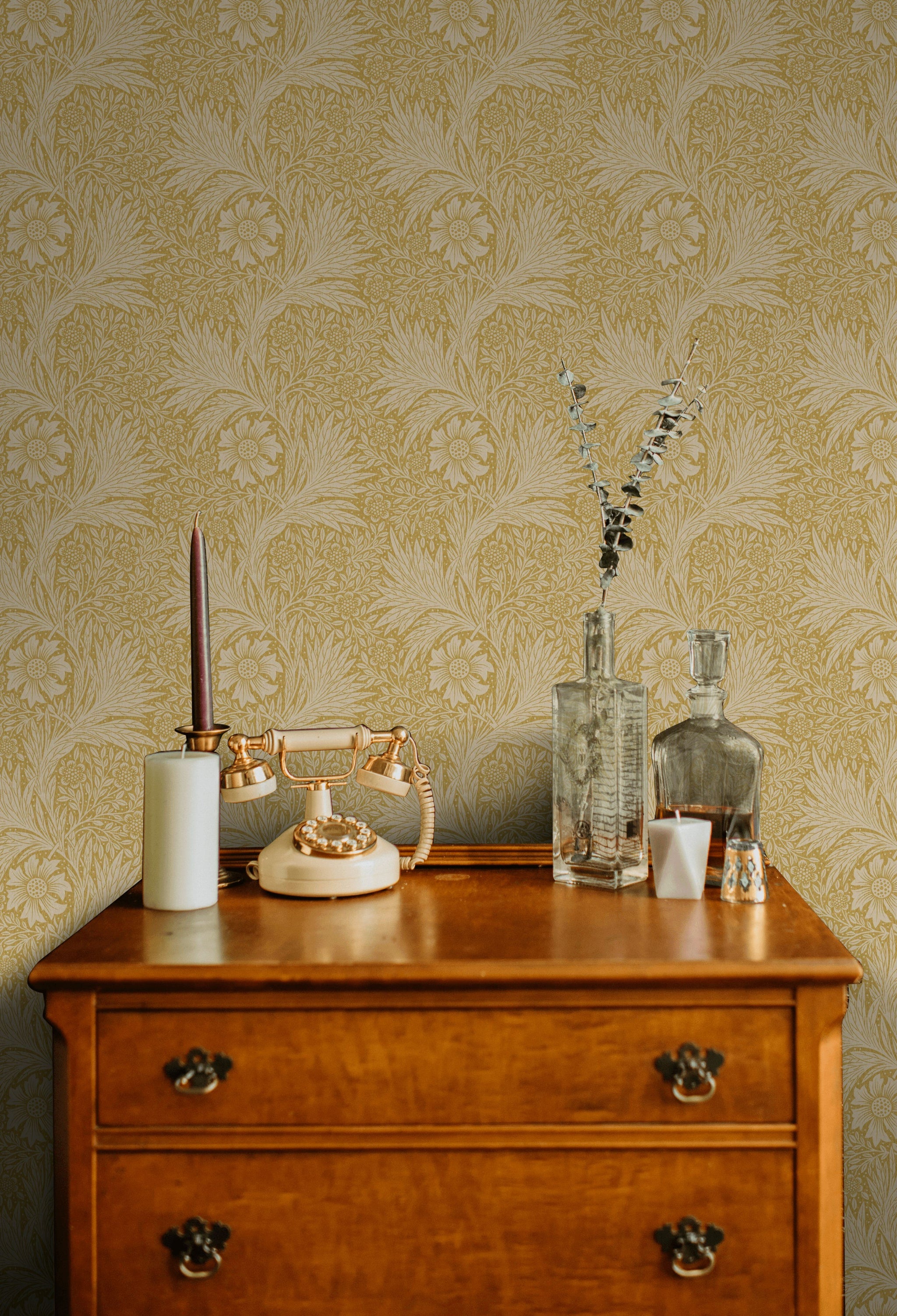 Vintage Floral Wallpaper Gold Botanical Pattern Wall Mural