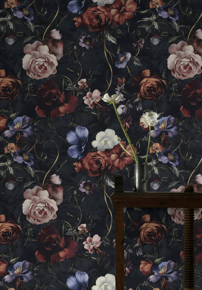 Elegant Dark Floral Roses Pattern Wallpaper