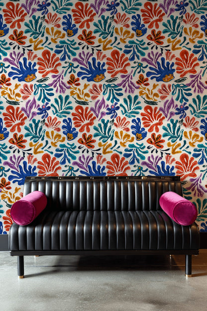 Vibrant Multicolor Tropical Floral Pattern Wallpaper