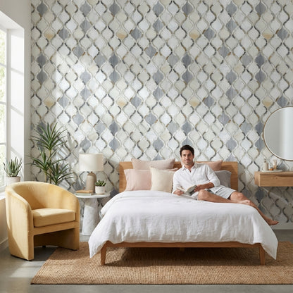 White and Gray Geometric Trellis Wallpaper