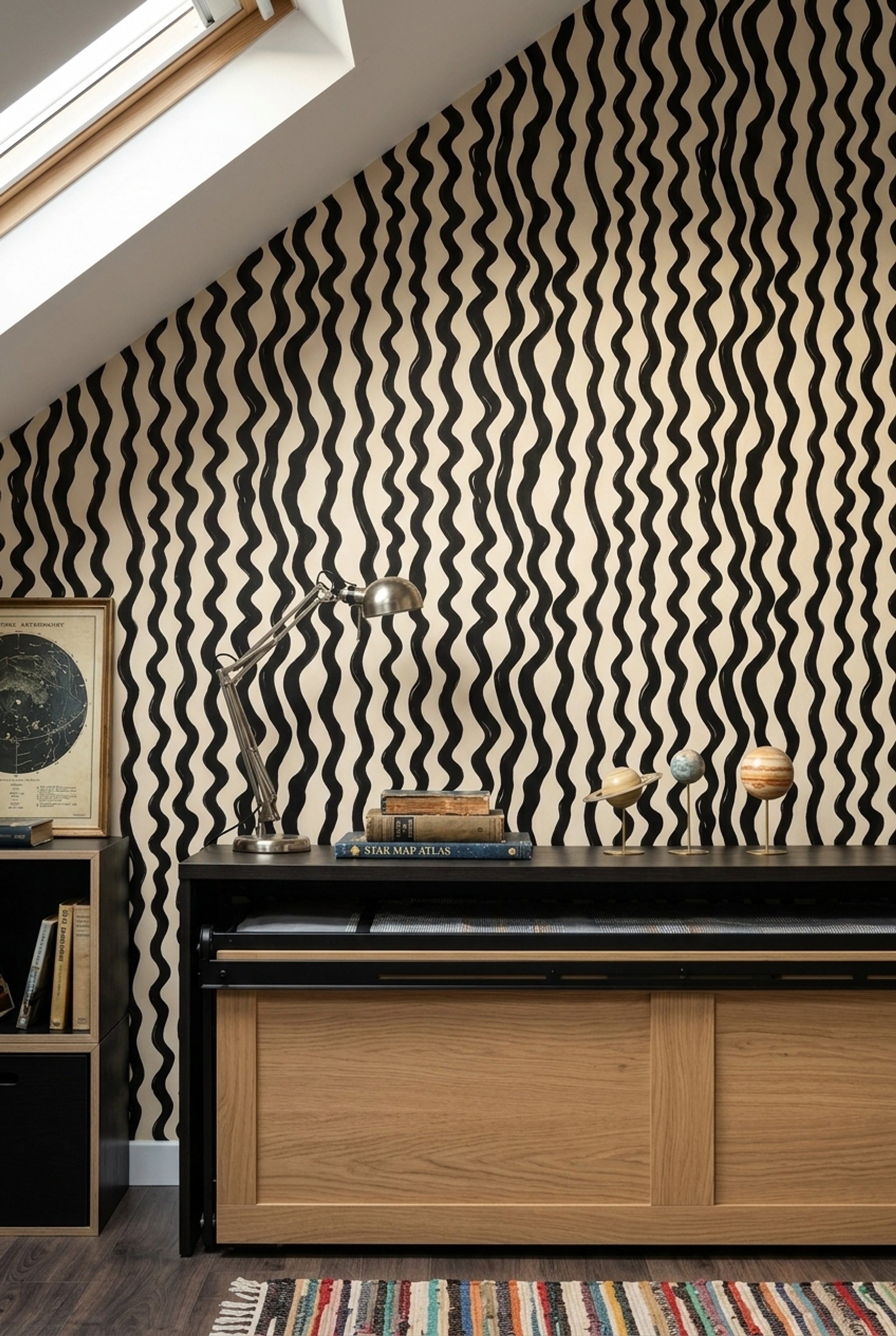Wavy Stripes Wallpaper Hand Painted Abstract Decorative Mural