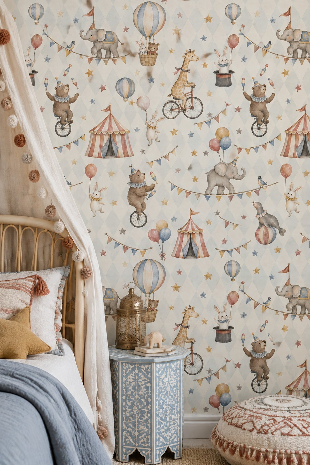 Circus Animals Wallpaper Vintage Argyle Pastel