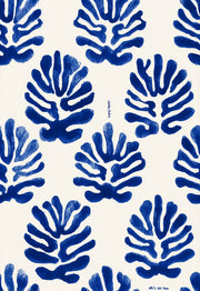White and Blue Leaf Motif Botanical Wallpaper design
